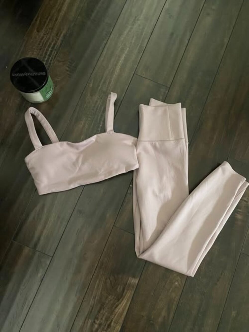 Vuori Evolve Lunar Set